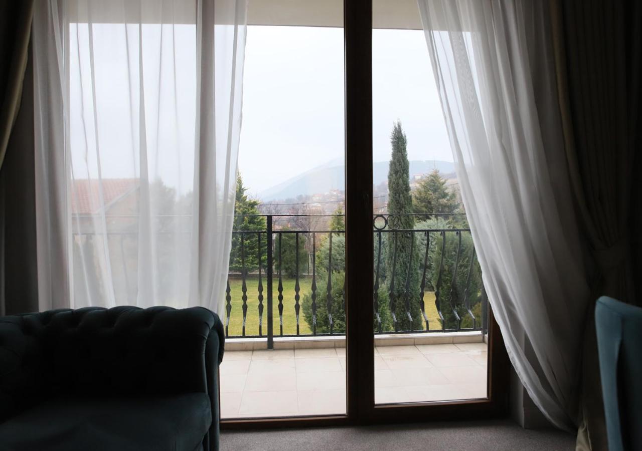 Monte Vedetta Hotel Sliven Eksteriør billede