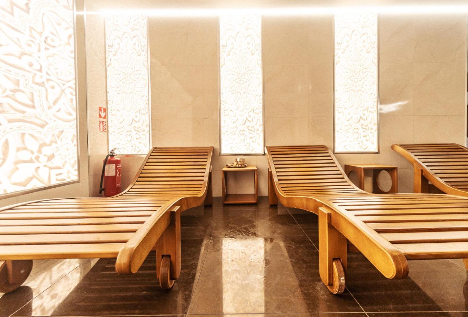Monte Vedetta Hotel Sliven Eksteriør billede
