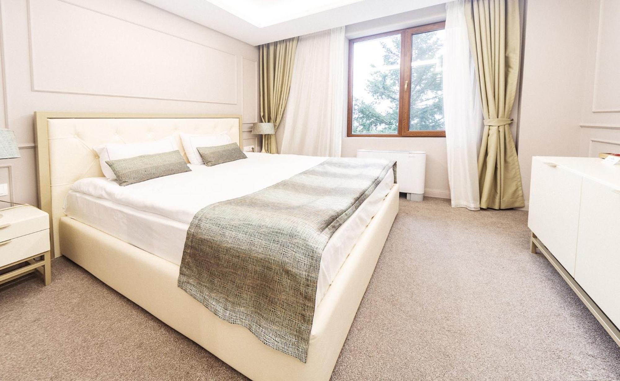 Monte Vedetta Hotel Sliven Eksteriør billede