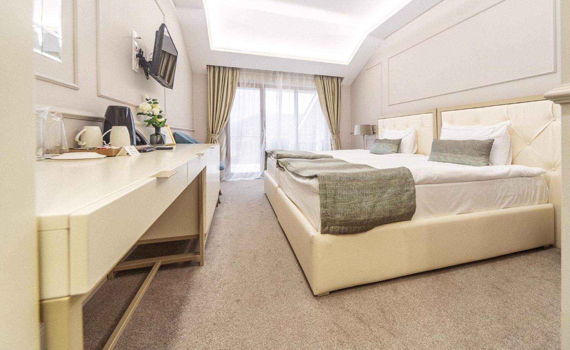 Monte Vedetta Hotel Sliven Eksteriør billede